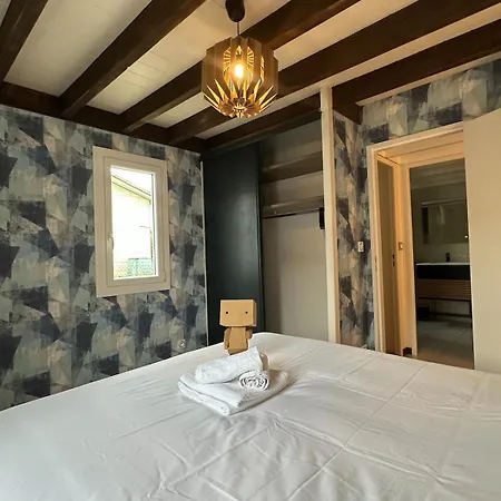 Grande Maison Conviviale, Jardin Et Calme