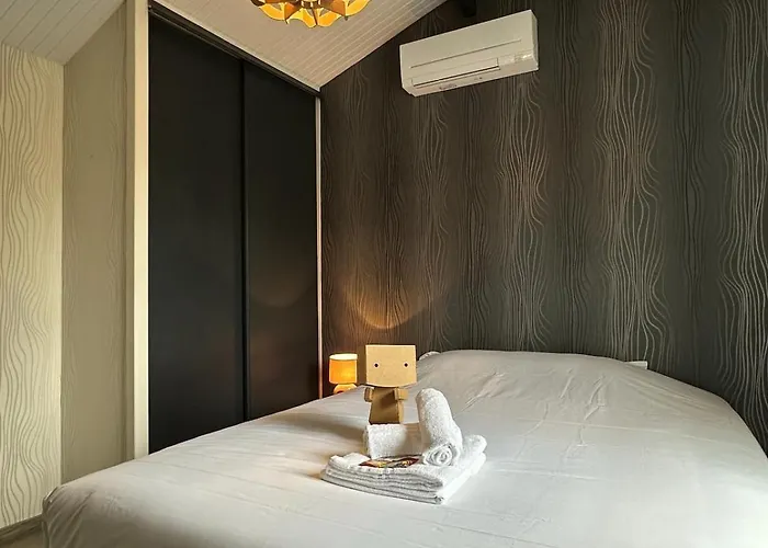 Maison Qualit'home 8p - Jardin - Angouleme 5min بيت للعطل