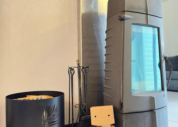 Maison Qualit'home 8p - Jardin - Angouleme 5min بيت للعطل *